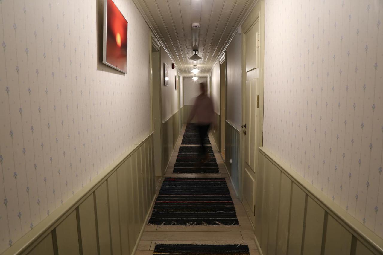Vanatoa Taluhotell Koguva Buitenkant foto