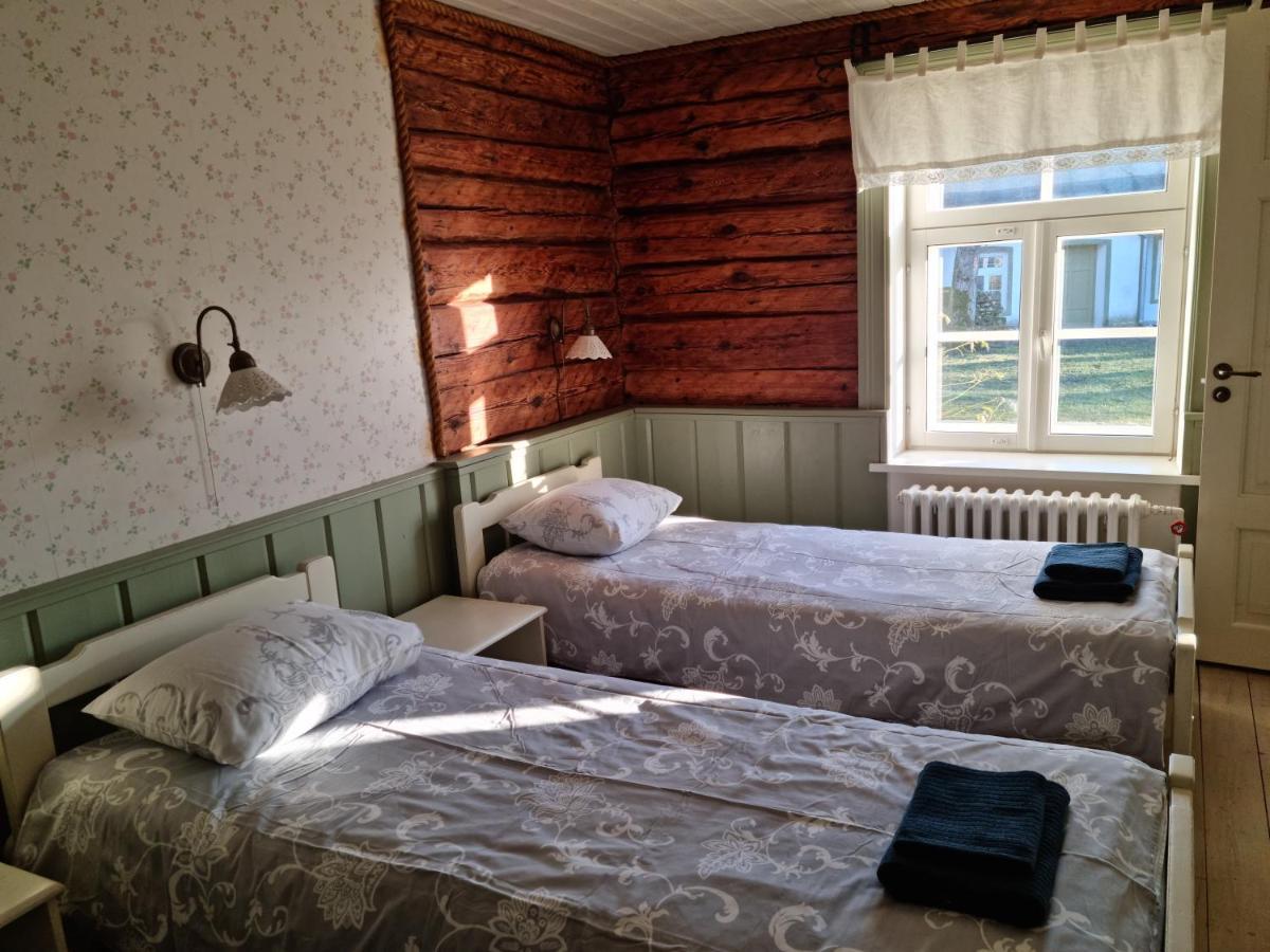 Vanatoa Taluhotell Koguva Buitenkant foto
